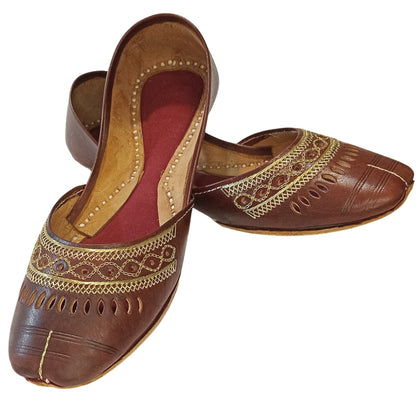 Special Leather Khussa, Handmade Embroidery, Elegant Traditional Footwear